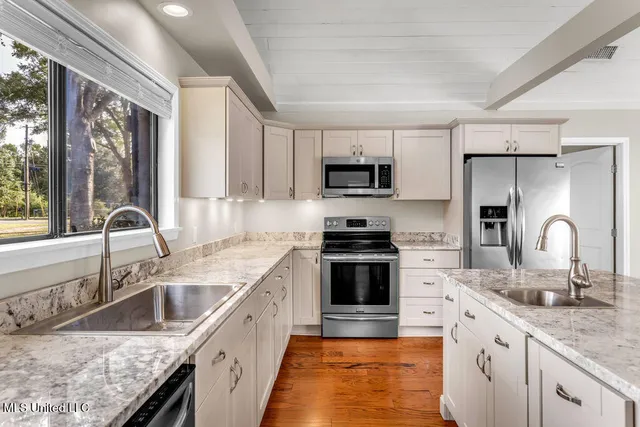 $389,000 | 8012 Coleman Homestead Road, Moss Point, MS 39562