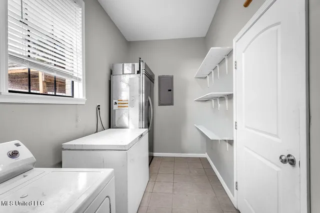 $389,000 | 8012 Coleman Homestead Road, Moss Point, MS 39562