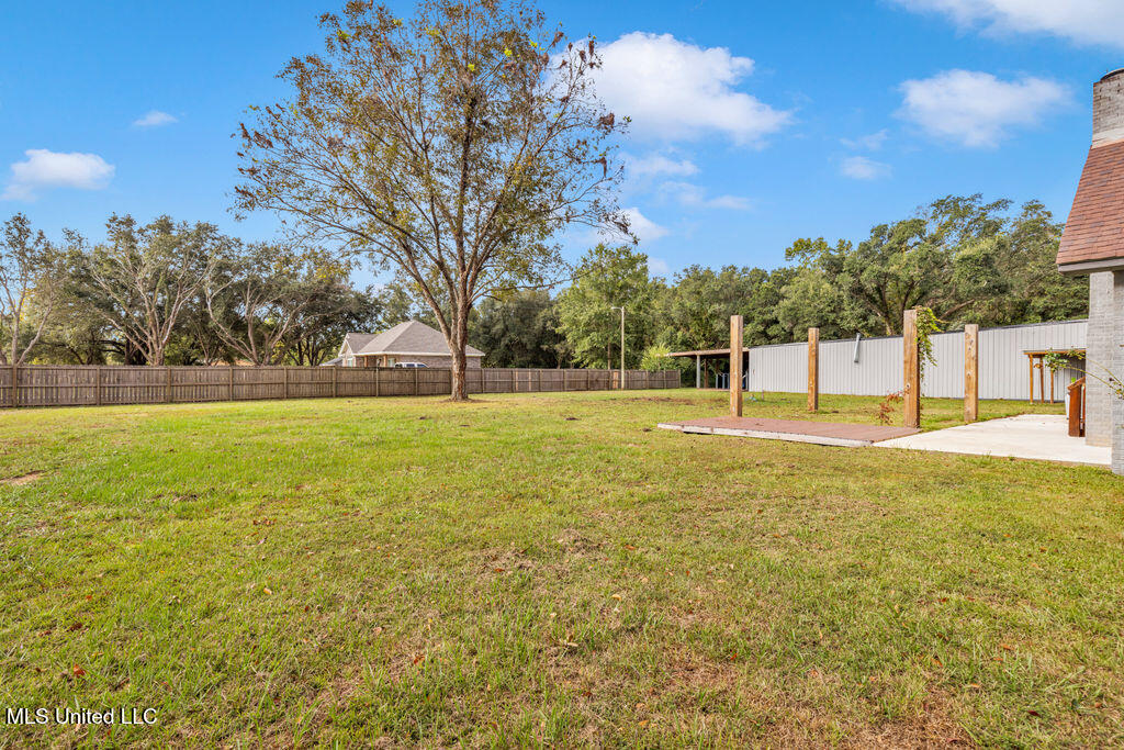 8012 Coleman Homestead Road Moss Point, MS 39562 - Photo 35 of 53 8012ColemanHomesteadRd-37