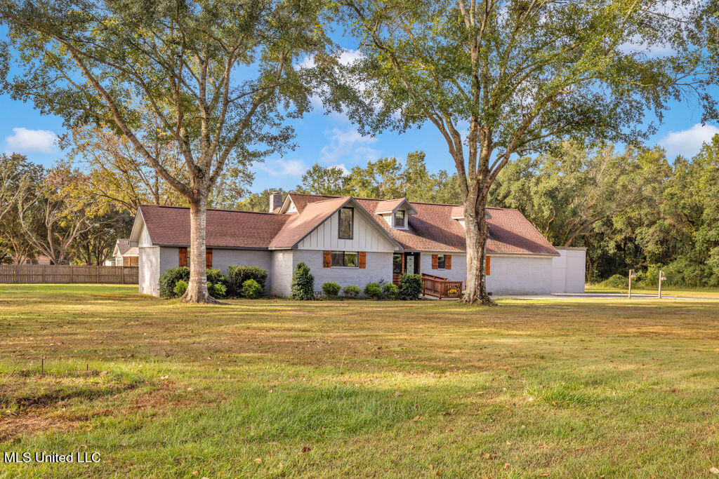 8012 Coleman Homestead Road Moss Point, MS 39562 - Photo 36 of 53 8012ColemanHomesteadRd-4