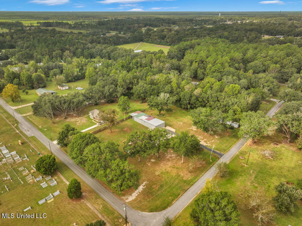 8012 Coleman Homestead Road Moss Point, MS 39562 - Photo 44 of 53 8012ColemanHomesteadRd-44