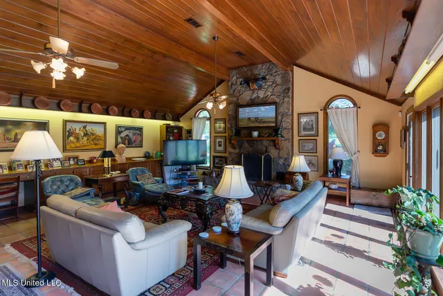 $749,900 | 144 Gum Branch To Highway 25 Road, Sturgis, MS 39769