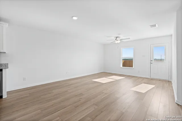 $1,915 | 11916 Stroud Drive, San Antonio, TX 78252