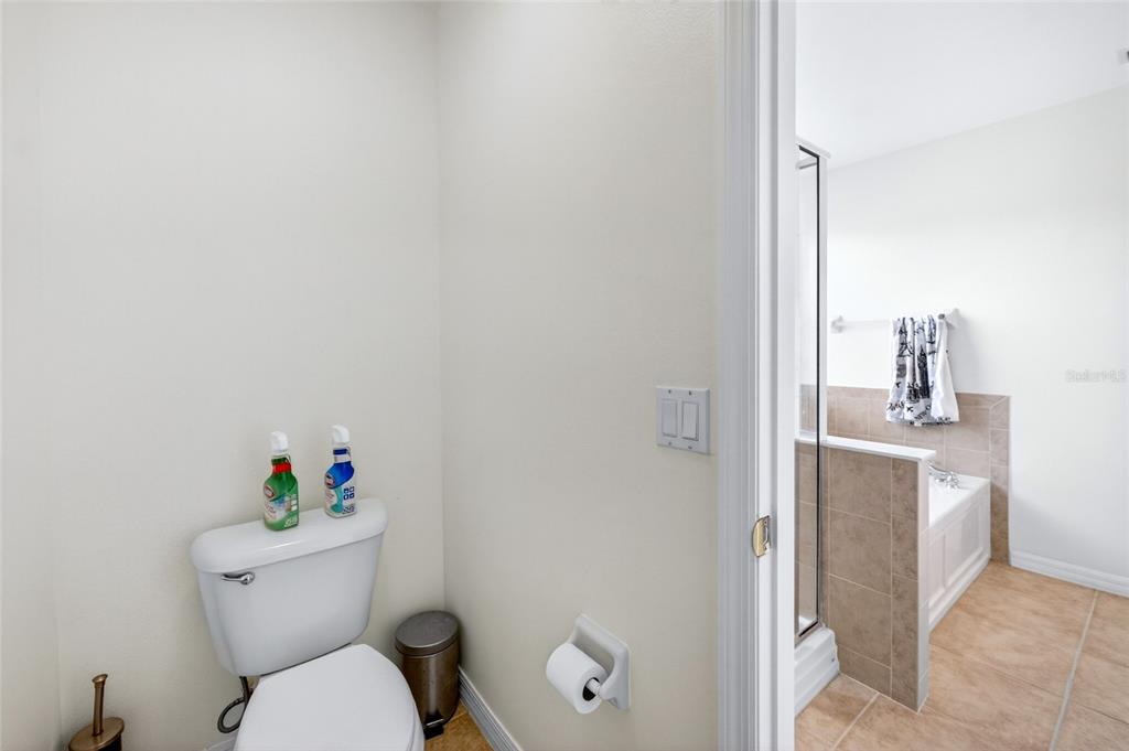 8919 North River Road Tampa, FL 33635 - Photo 25 of 55