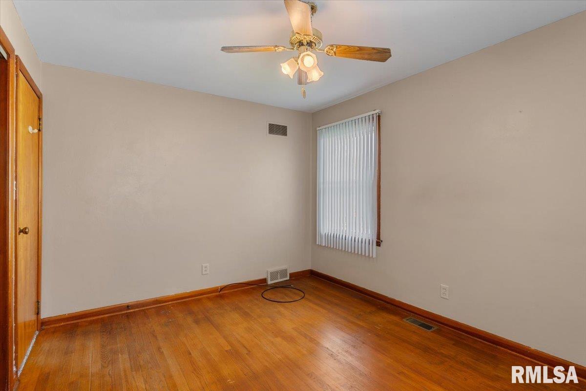 3041 East Trinity Avenue Springfield, IL 62702 - Photo 21 of 37 Gallery Image 21
