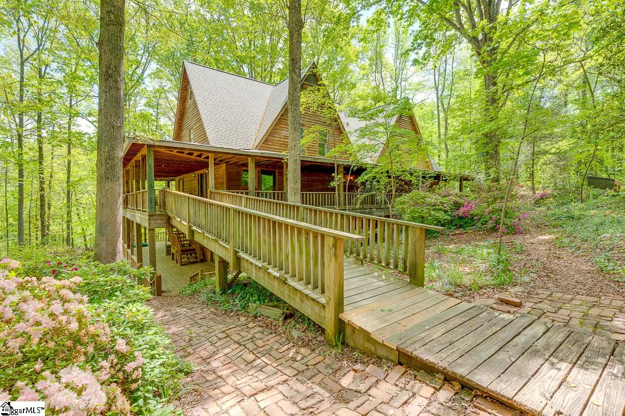 211 Windsor Road Greer, SC 29651 - Photo 1 of 35