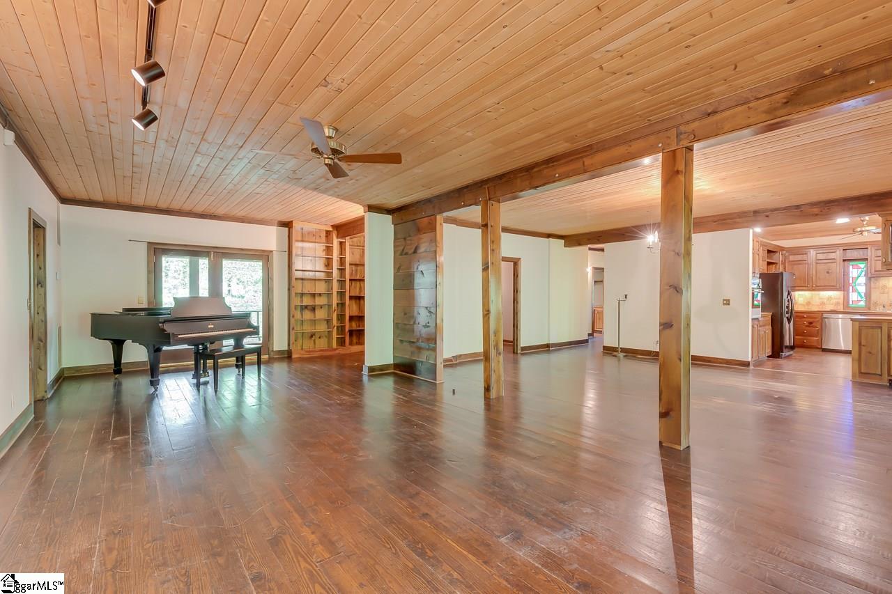 211 Windsor Road Greer, SC 29651 - Photo 18 of 35