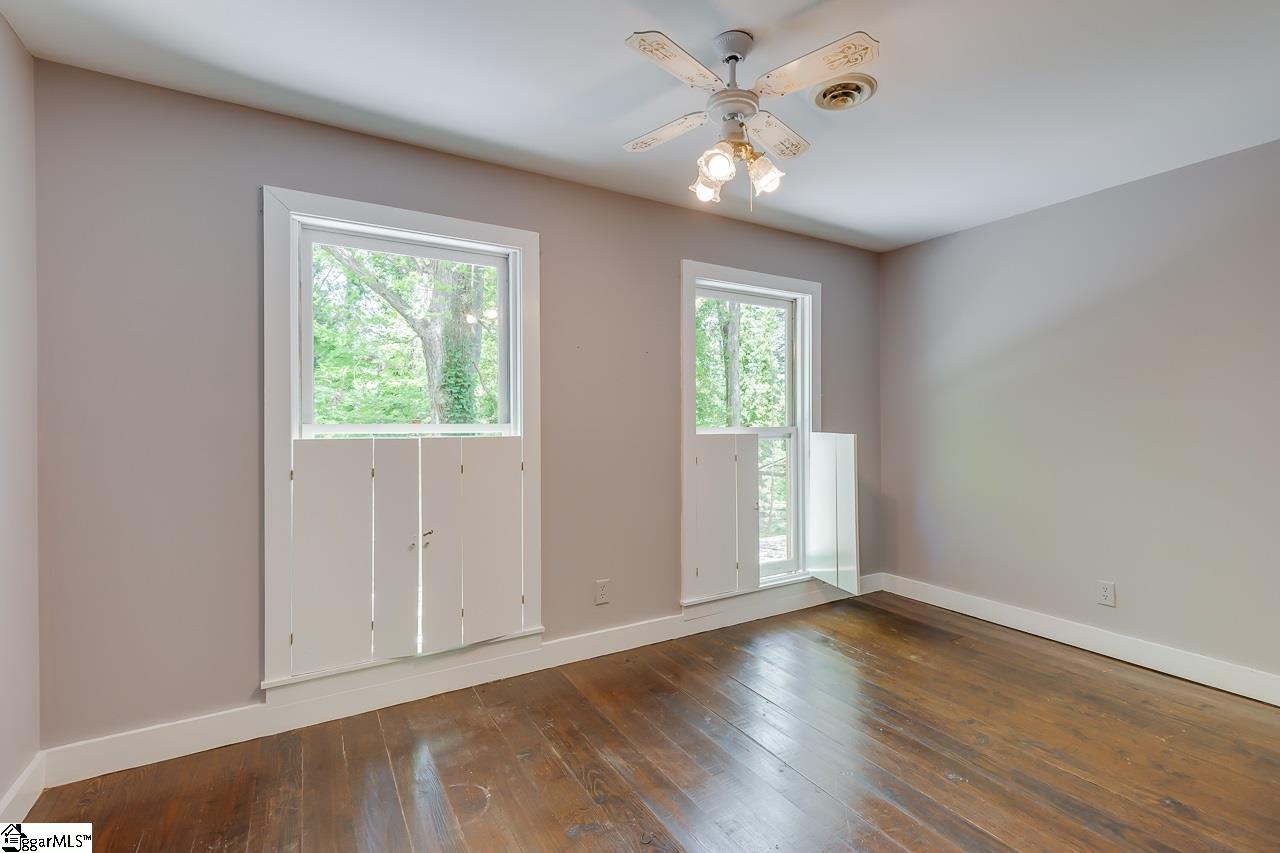 211 Windsor Road Greer, SC 29651 - Photo 23 of 35
