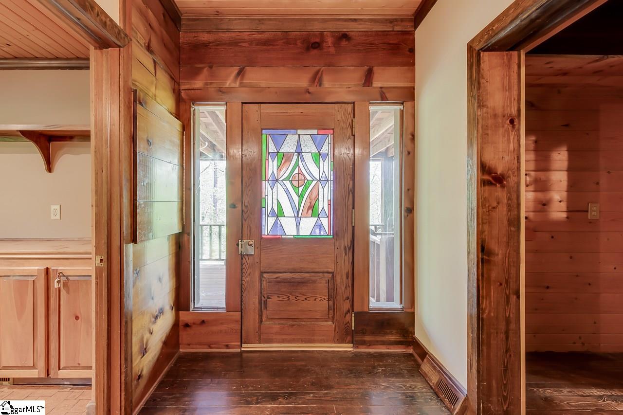 211 Windsor Road Greer, SC 29651 - Photo 9 of 35