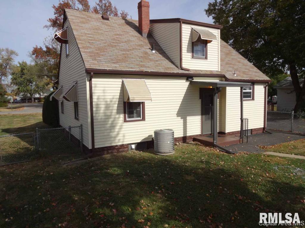 1020 West Maple Avenue South Springfield, IL 62704 - Photo 18 of 29 Gallery Image 18