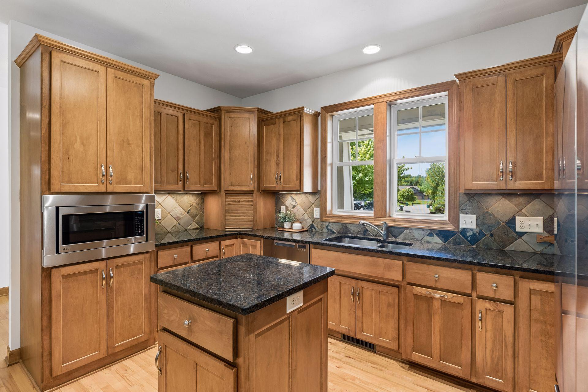 3958 Greystone Ridge Eagan, MN 55122 - Photo 10 of 71