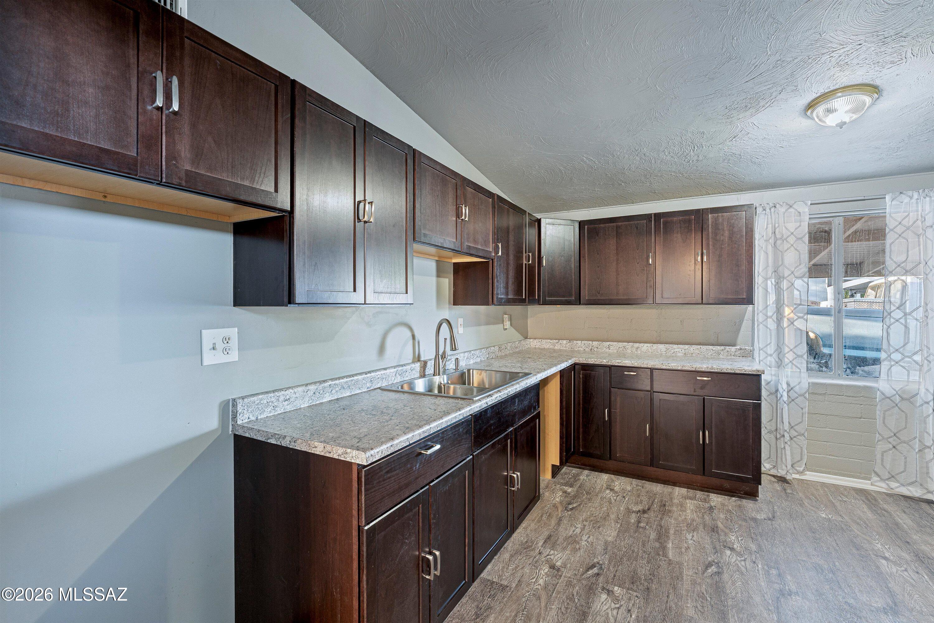 106 South Ave A San Manuel, AZ 85631 - Photo 7 of 41