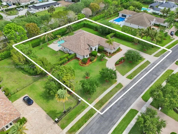 $9,985 | 14401 Jockey Circle, Davie, FL 33330