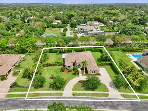 $9,985 | 14401 Jockey Circle, Davie, FL 33330