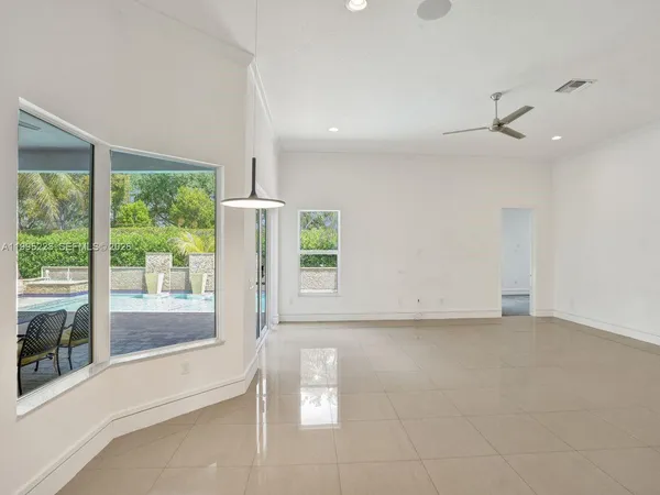 $9,985 | 14401 Jockey Circle, Davie, FL 33330