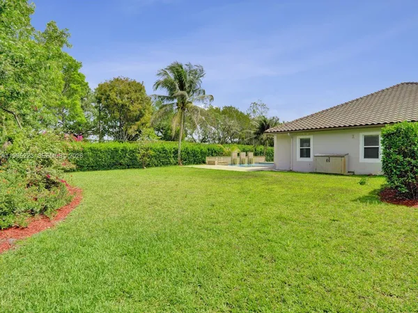 $9,985 | 14401 Jockey Circle, Davie, FL 33330