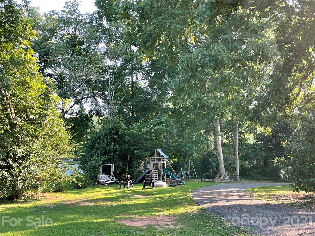 9029 Kerns Road Huntersville, NC 28078 - Photo 4 of 47 Gallery Image 4