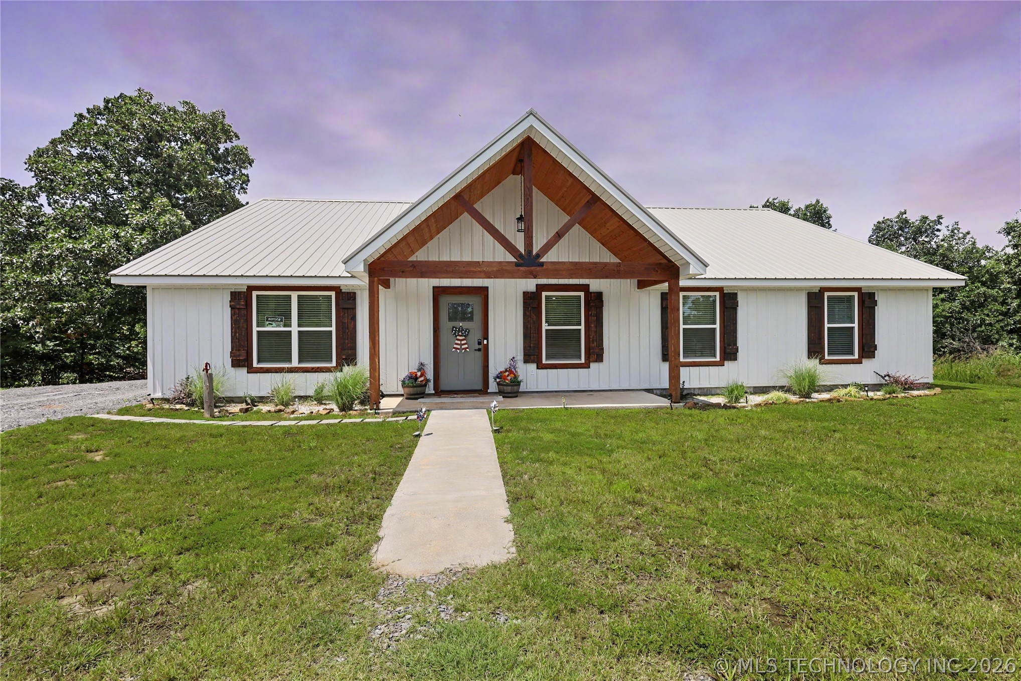 20471 West Chicken Creek Road Cookson, OK 74427 - Photo 2 of 100 Gallery Image 2