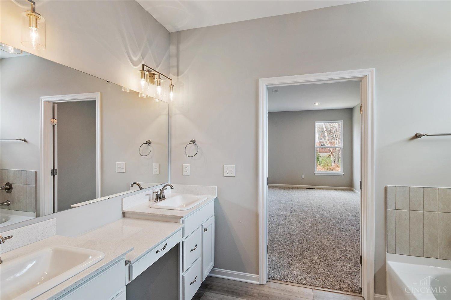 4793 Roses Run Batavia, OH 45103 - Photo 21 of 45 Gallery Image 21