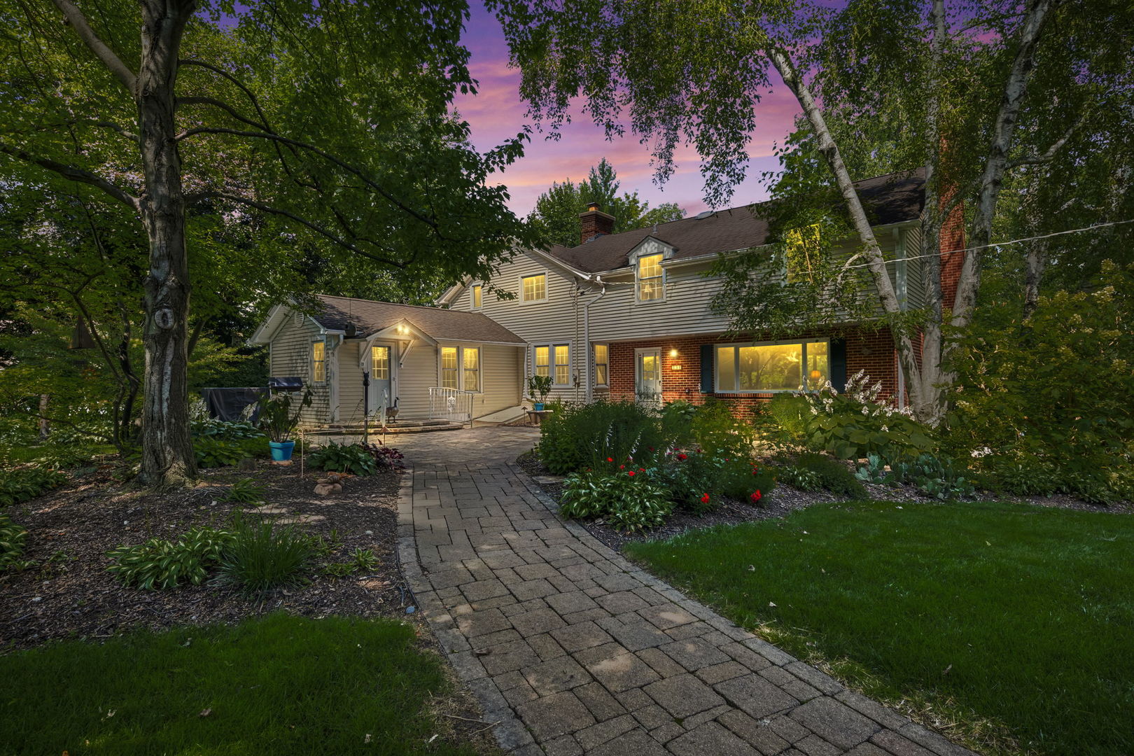 354 Ela Road Inverness, IL 60010 - Photo 1 of 44
