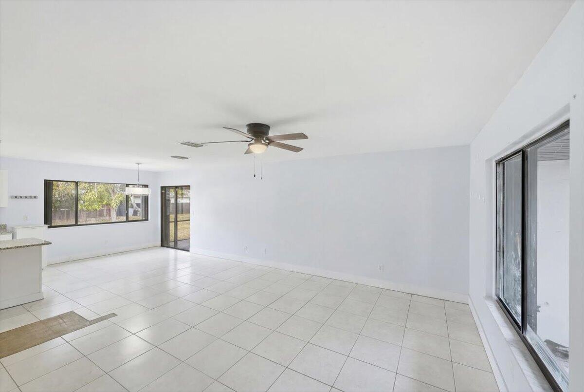 2080 Southeast Triumph Road Port St. Lucie, FL 34952 - Photo 12 of 33 21-DSC1992