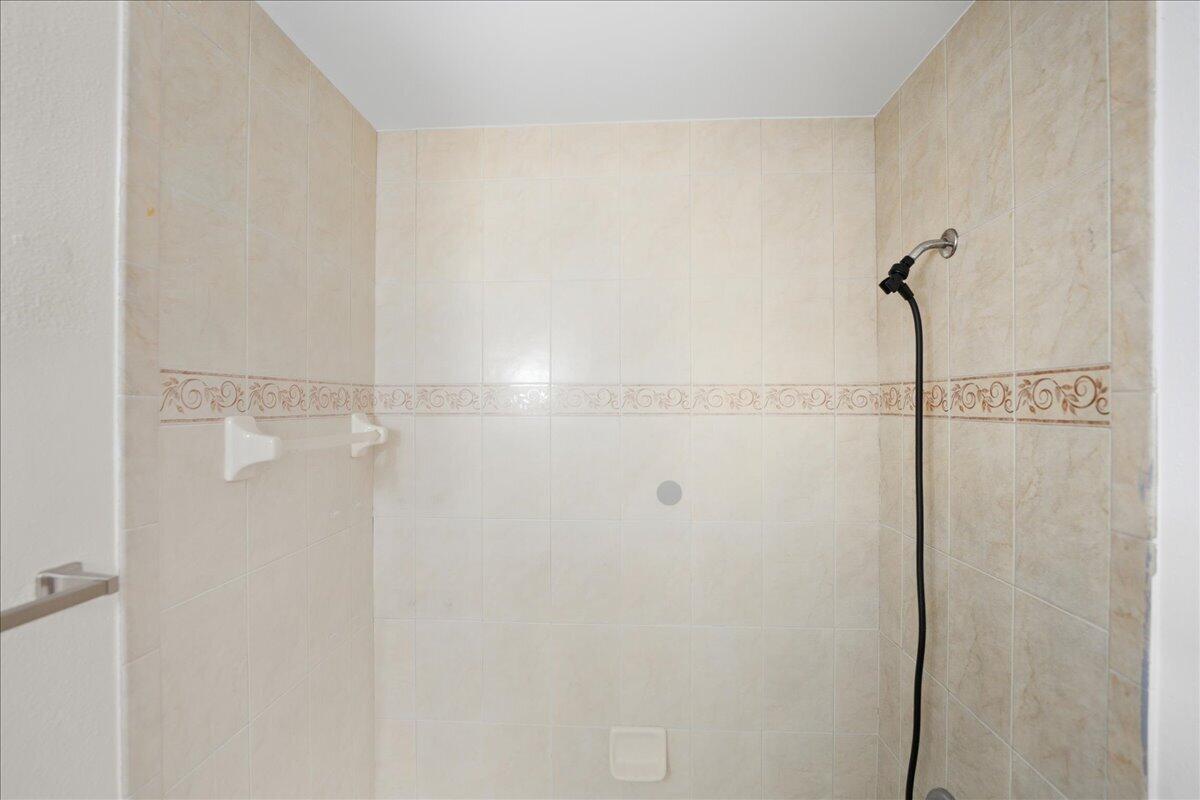 2080 Southeast Triumph Road Port St. Lucie, FL 34952 - Photo 18 of 33 18-DSC1981