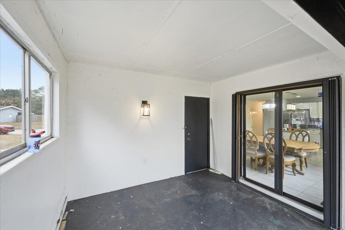 2080 Southeast Triumph Road Port St. Lucie, FL 34952 - Photo 27 of 33 32-DSC2038