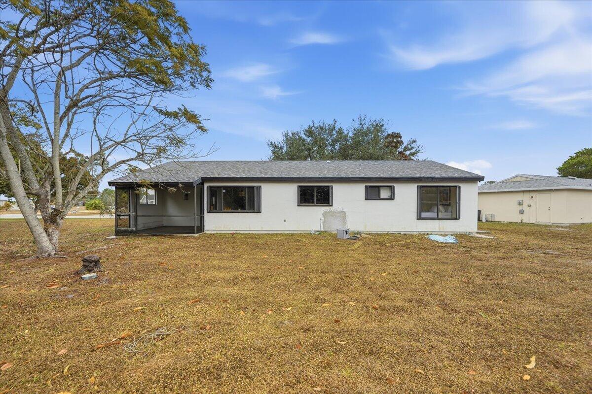 2080 Southeast Triumph Road Port St. Lucie, FL 34952 - Photo 30 of 33 07-DSC1936