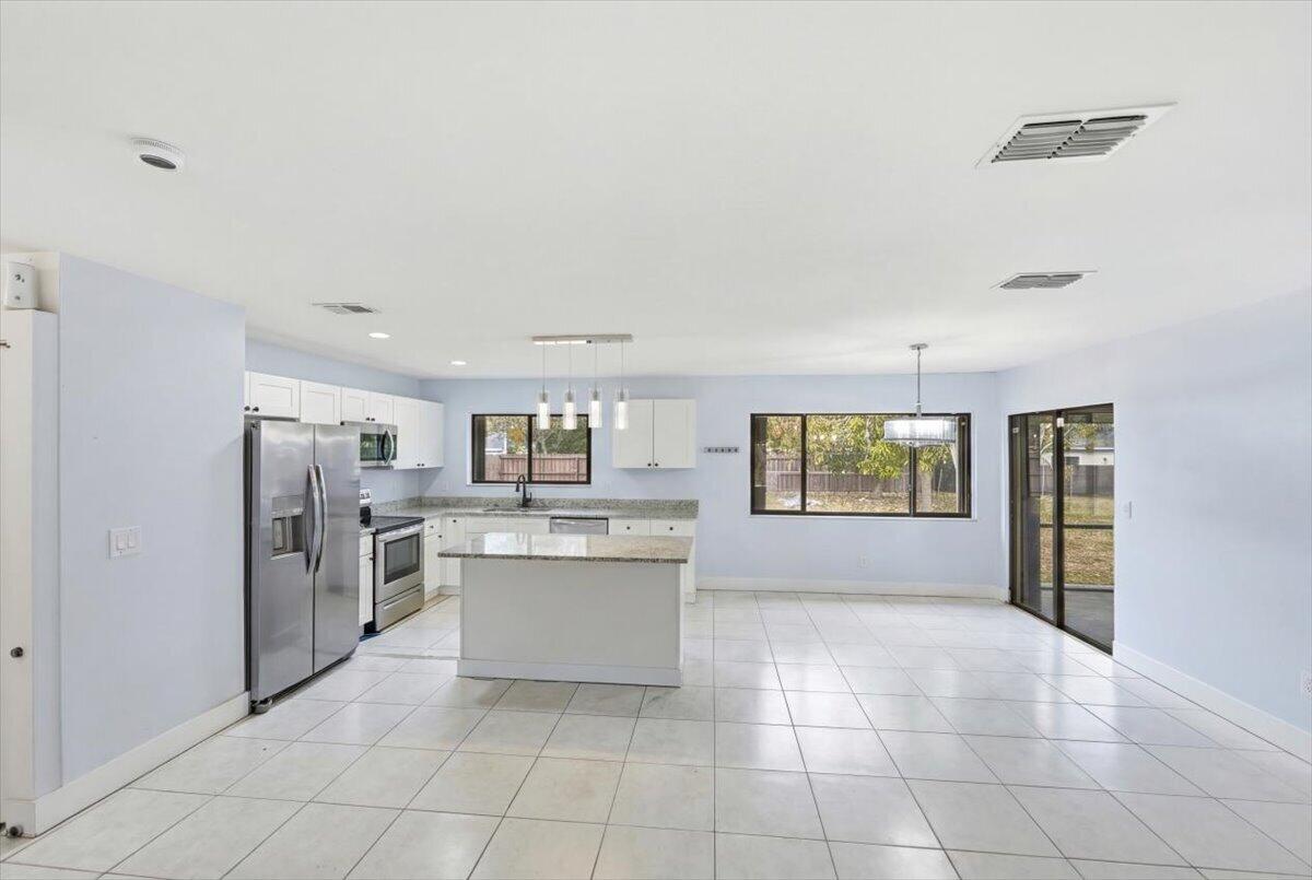 2080 Southeast Triumph Road Port St. Lucie, FL 34952 - Photo 7 of 33 22-DSC1997