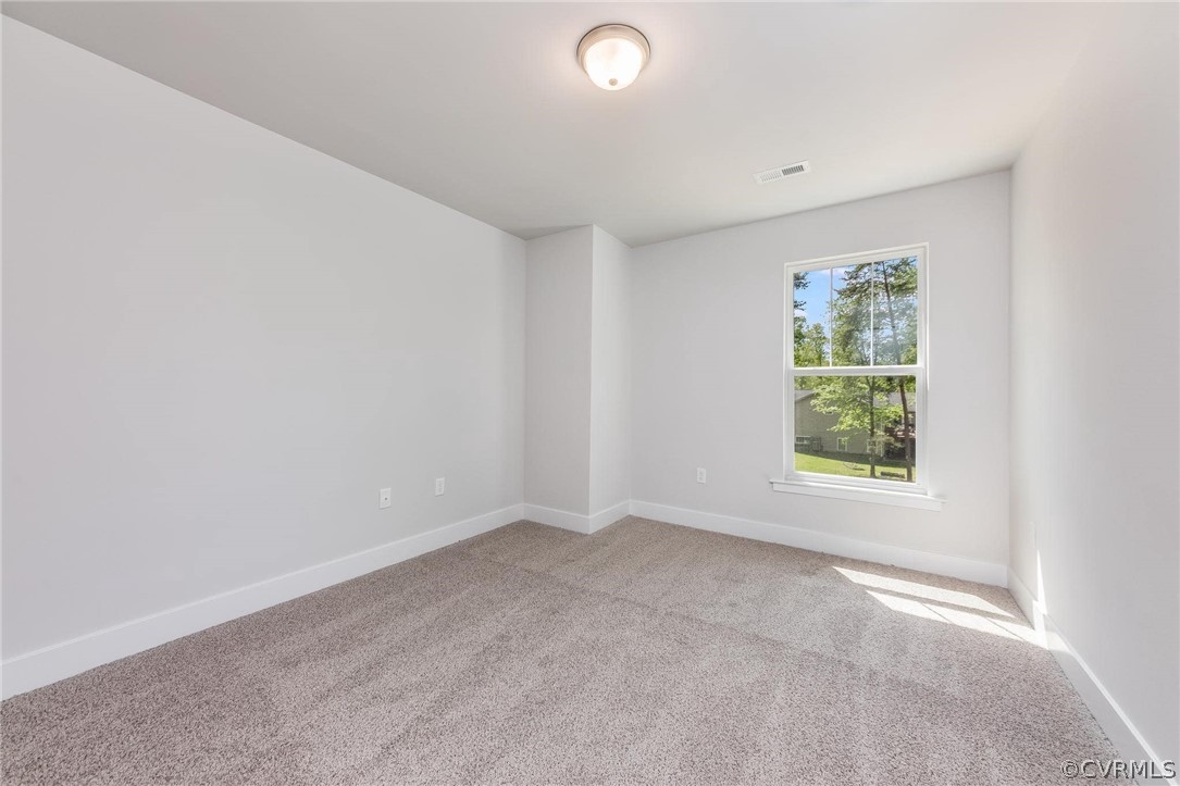101 Indian Hills Road Locust Grove, VA 22508 - Photo 19 of 36 an empty room with a window