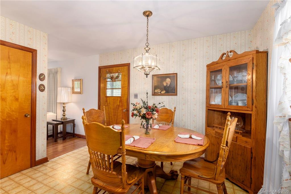 3600 Grapevine Road Marshall, NC 28753 - Photo 14 of 33 Gallery Image 14