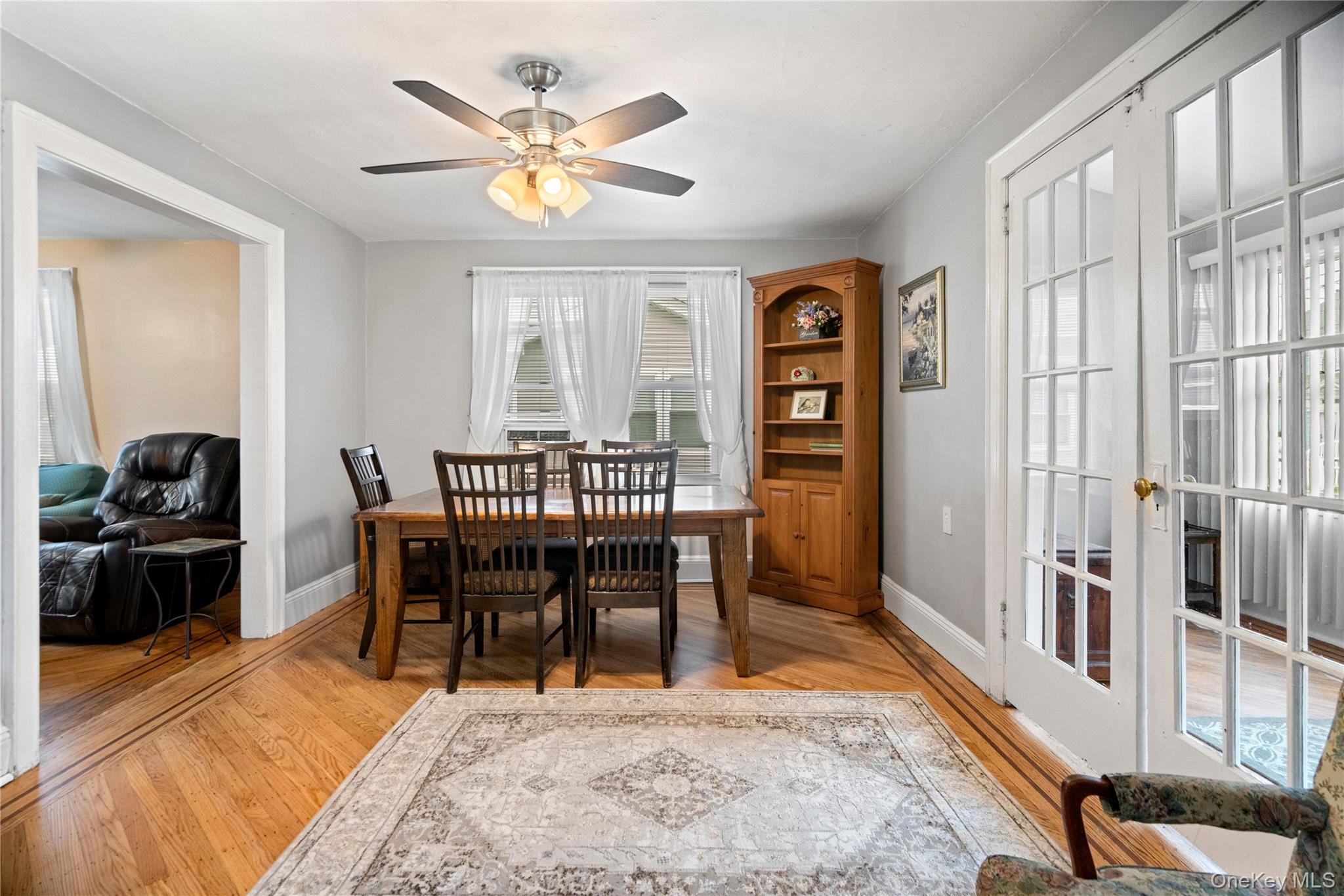 14 Filbert Street Valley Stream, NY 11581 - Photo 8 of 30 Gallery Image 8