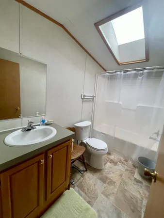 $94,900 | 21 Daniel Drive, Lyndonville, VT 05851