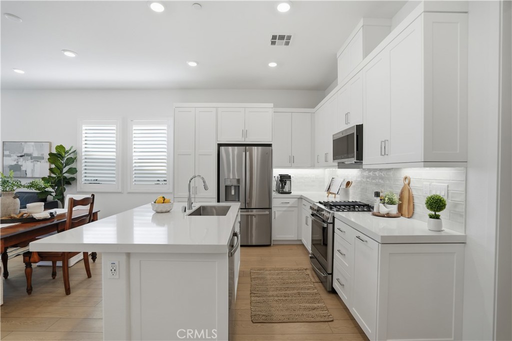 806 Sunrise Road Rancho Mission Viejo, CA 92694 - Photo 6 of 99