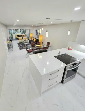 $3,300 | 1631 Northwest 18th Avenue, Unit 201, Delray Beach, FL 33445
