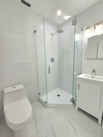 $3,300 | 1631 Northwest 18th Avenue, Unit 201, Delray Beach, FL 33445