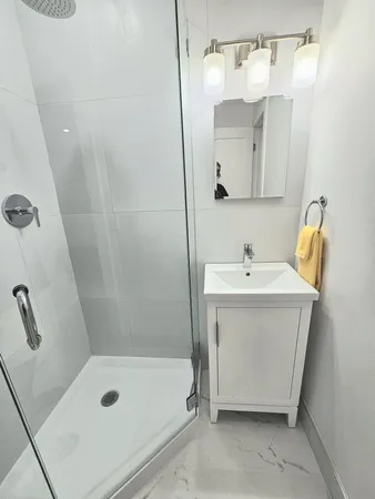 $3,300 | 1631 Northwest 18th Avenue, Unit 201, Delray Beach, FL 33445