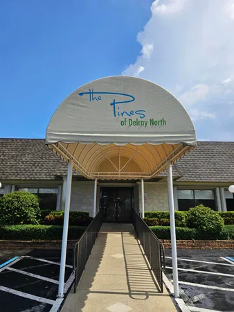 $3,300 | 1631 Northwest 18th Avenue, Unit 201, Delray Beach, FL 33445