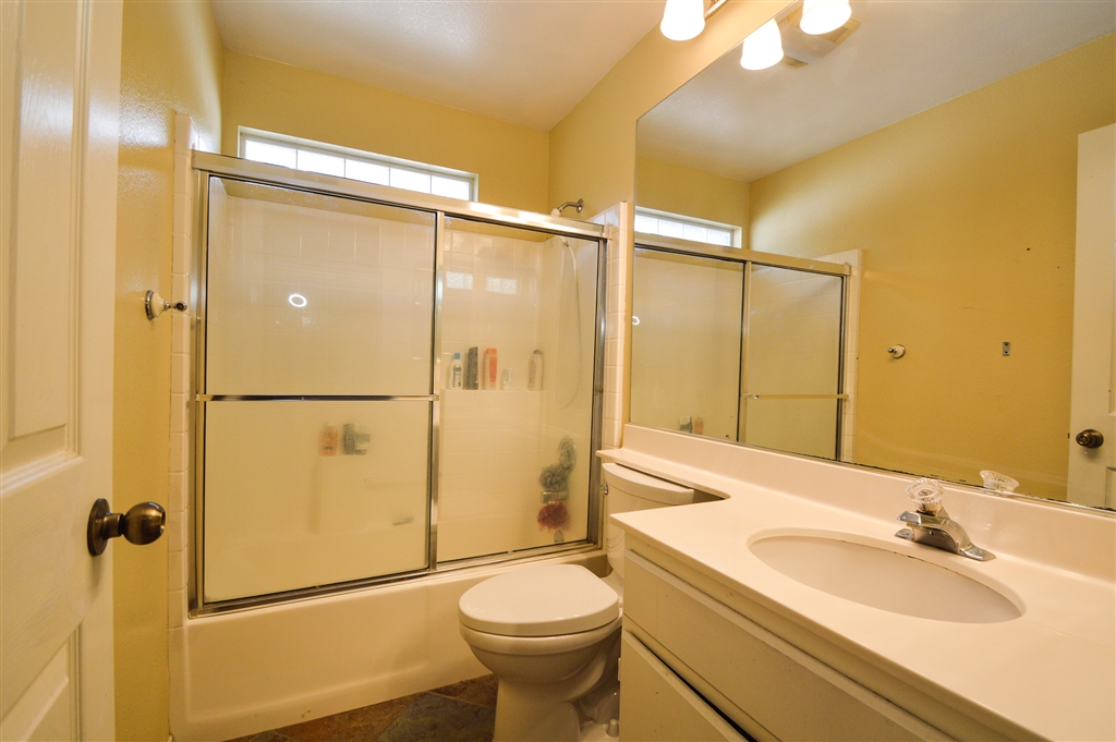 2325 Hyacinth Road Alpine, CA 91901 - Photo 13 of 23
