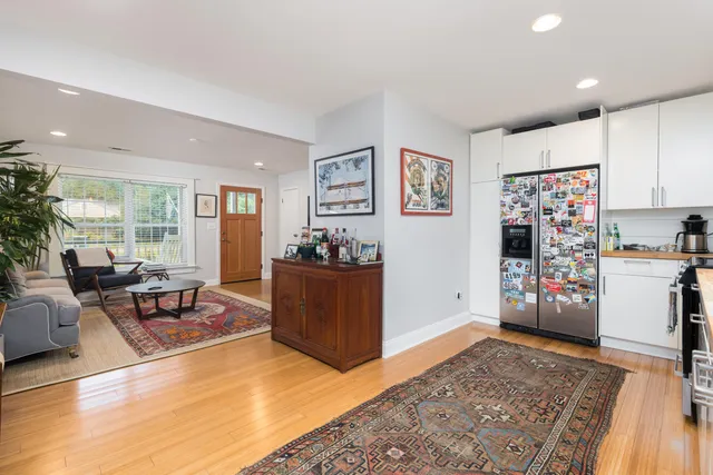 $2,900 | 62 Anita Drive, Charleston, SC 29407