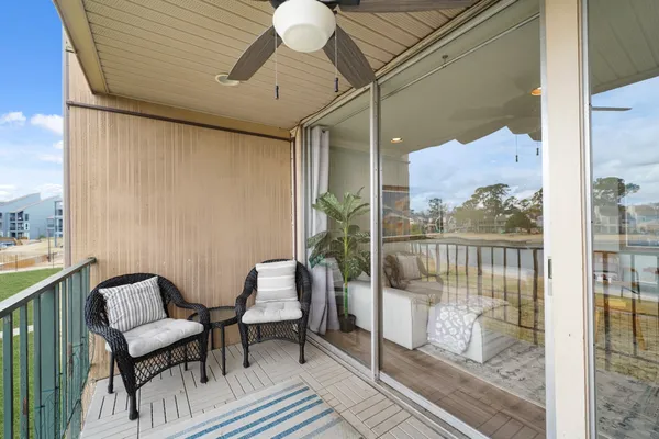 $349,900 | 12600 Melville Drive, Unit 226B, Montgomery, TX 77356