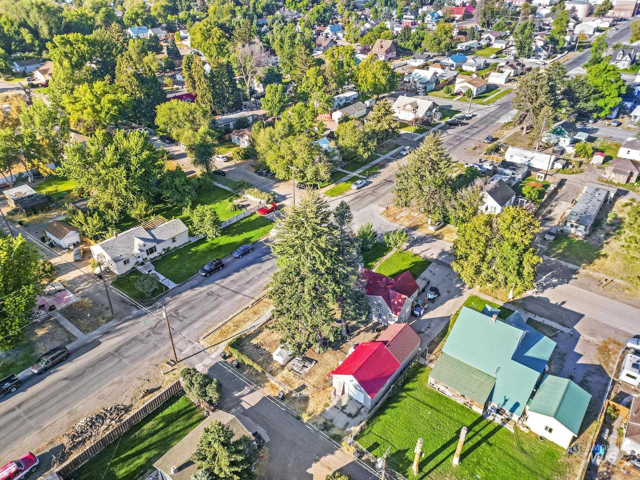 602 4th Avenue East Gooding, ID 83330 - Photo 34 of 36 Aerial perspective of suburban area