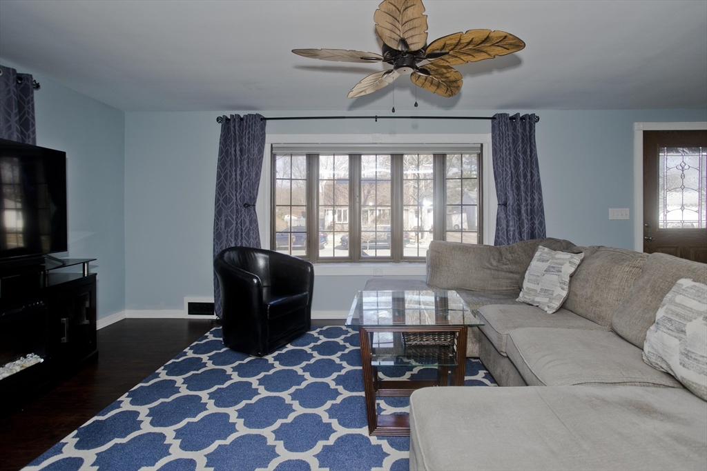25 Gardens Drive Springfield, MA 01119 - Photo 19 of 40 Gallery Image 19