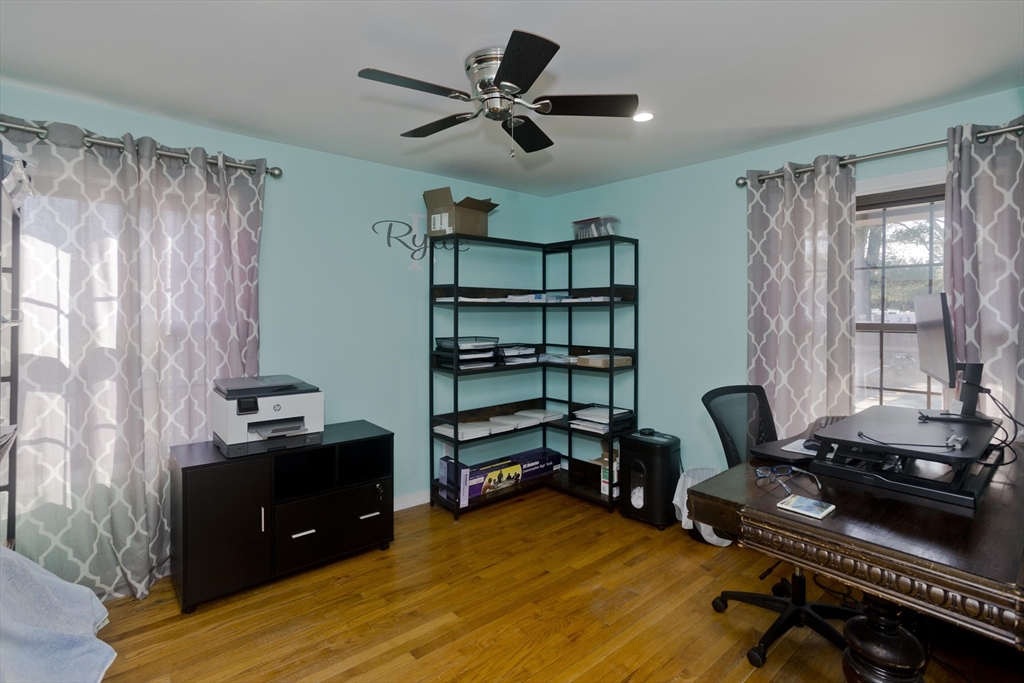 25 Gardens Drive Springfield, MA 01119 - Photo 23 of 40 Gallery Image 23