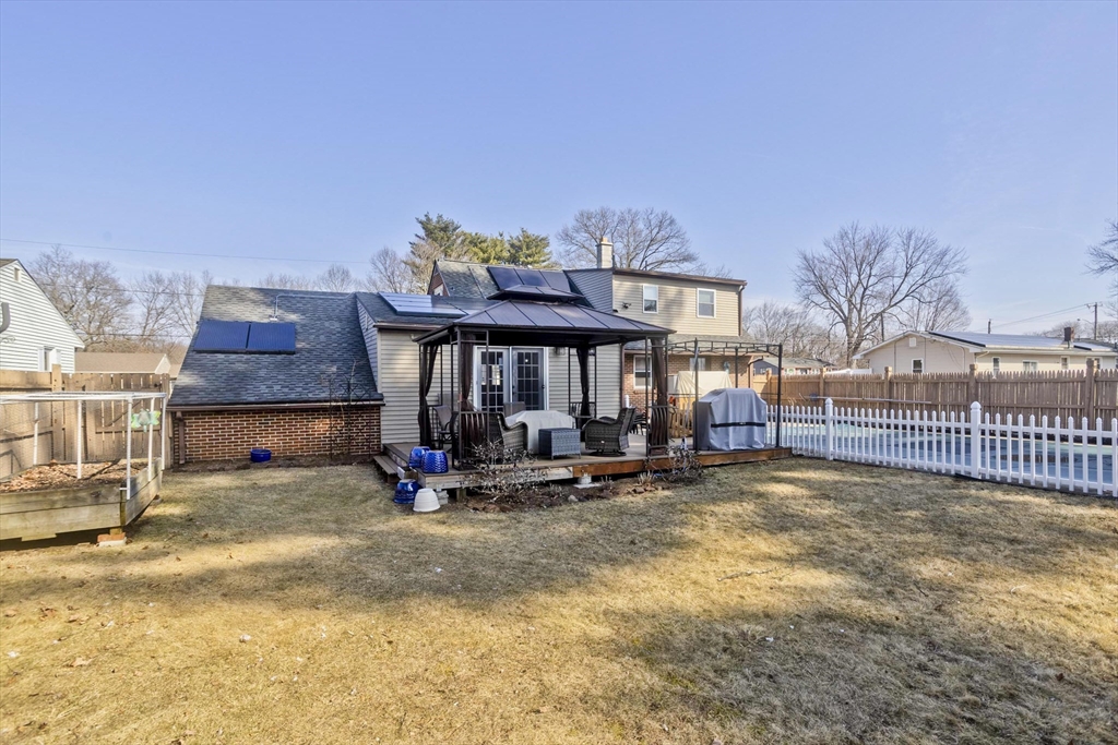 25 Gardens Drive Springfield, MA 01119 - Photo 4 of 40 Gallery Image 4