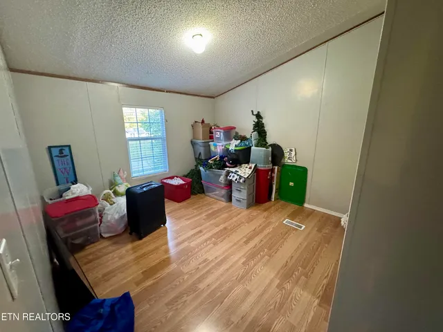 $185,000 | 562 Verdun Road, Oneida, TN 37841