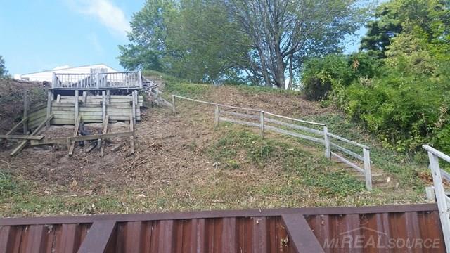 4175 Lakeshore Road Lexington, MI 48450 - Photo 38 of 48 bluff and walkway 2020