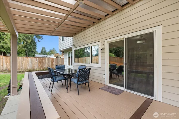 $995,000 | 12028 31st Drive Southeast, Everett, WA 98208