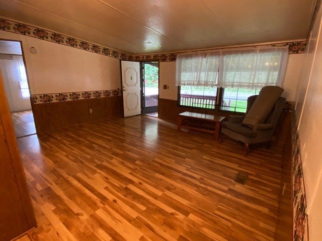 1864 Bandy Road Cedar Bluff, VA 24609 - Photo 16 of 65 Gallery Image 16