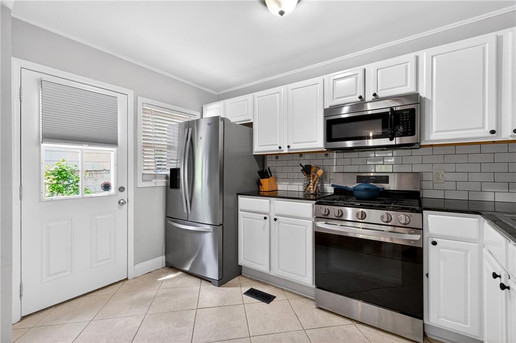 619 Daniel Avenue Decatur, GA 30032 - Photo 11 of 35